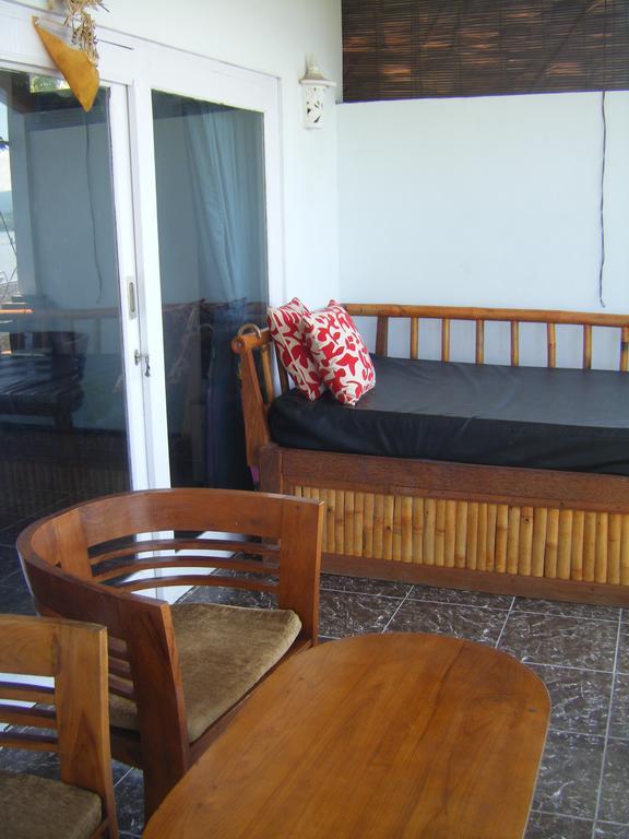 Alur Beach Homestay 아메드 외부 사진