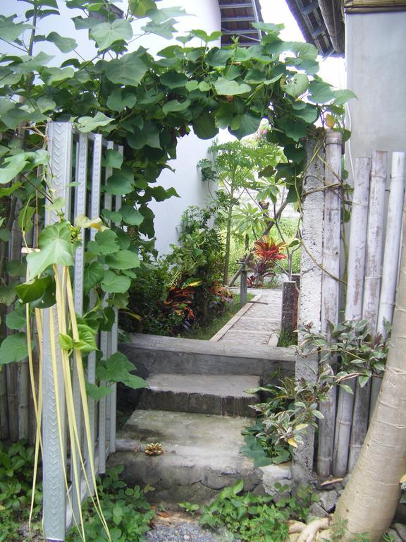Alur Beach Homestay 아메드 외부 사진