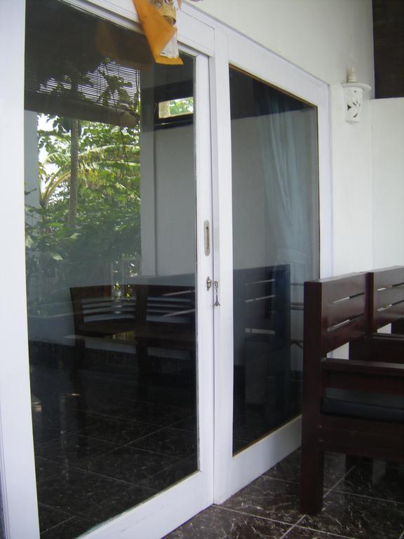 Alur Beach Homestay 아메드 객실 사진